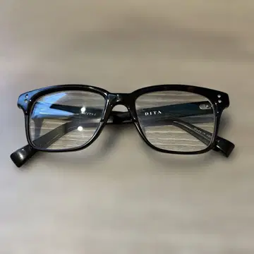 DITA Verve 디타 버브 웰링턴 프레임