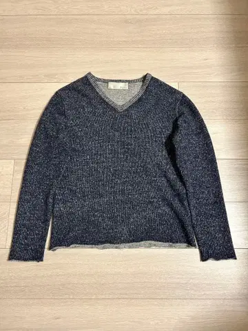 Edition V 넥 니트 스웨터 (남성용)