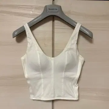 미사용 새상품 AMATERAS 아마테라스 DREAMY 탱크탑 화이트