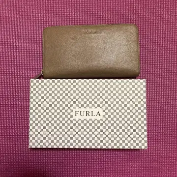 FURLA 그레이지 라운드 장지갑 박스 포함