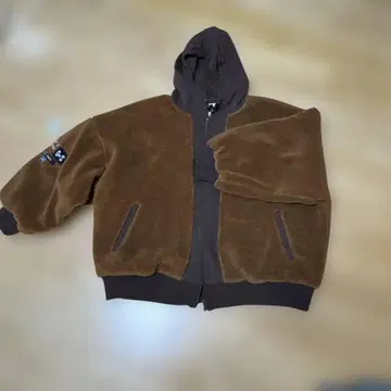 드럭 스토어즈 돌먼형 아우터 F