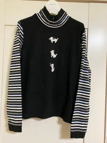 피코네 클럽 하이넥 풀오버