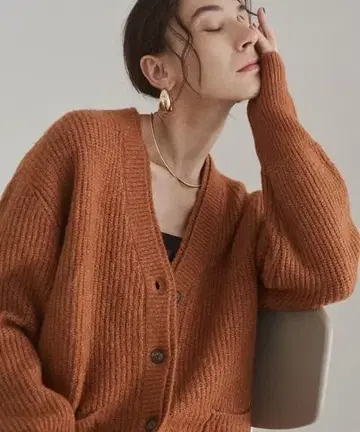 ANGIE 레이어드 디자인 오버 사이즈 V넥 니트 가디건