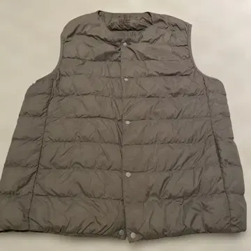무인양품 다운 베스트 XL 얼룩 있음