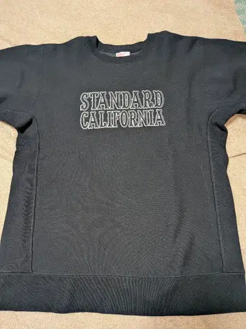 STANDARD CALIFORNIA 블랙 긴팔 맨투맨
