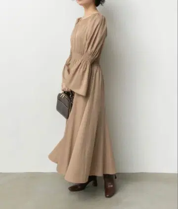 RANDA 히메소데 셔링 드레스 벨 슬리브