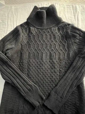 아바하우스 남성용 니트 케이블편 스웨터 블랙 터틀넥