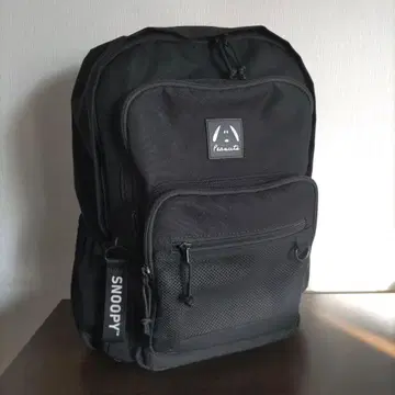 백팩 스누피 블랙 블랙 22L 대용량 경량