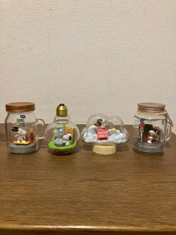 리멘트 SNOOPY 스누피 테라리움 피규어 4개 묶음 판매