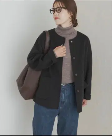 울 리버 노카라 미들 코트