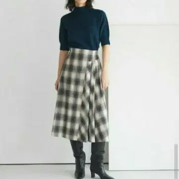 새상품 미사용 ANAYI 옴브레 체크 플레어 스커트 38 체크 무늬 여자