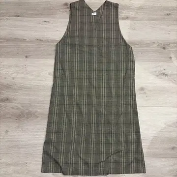 V넥 스트레이트 오버롤 스커트