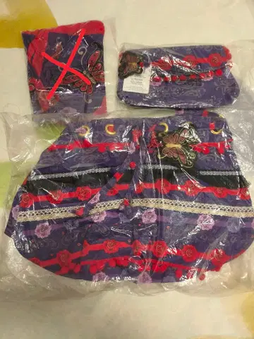 ANNA SUI 꽃무늬 숄더백과 파우치 세트 (스카프 없음)