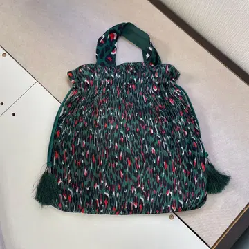 새상품급 ear PAPILLONNER 이아파피요네 리버서블 복조리 토트백