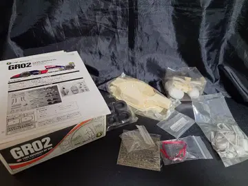 AMC 1/20 폰드메탈 GR02 1992년 레진 키트