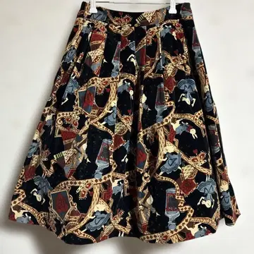 앨리스 패턴 스커트