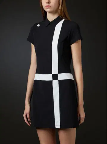 DESCENTE 골프 원피스 블랙/화이트 스트라이프