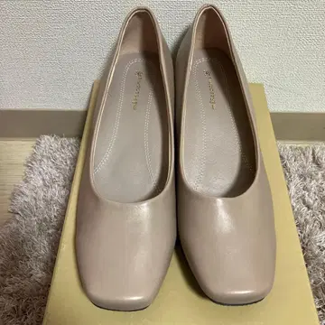 [ 새상품 ] maResophis 마레마레 스퀘어 플레인 펌프스 24.5