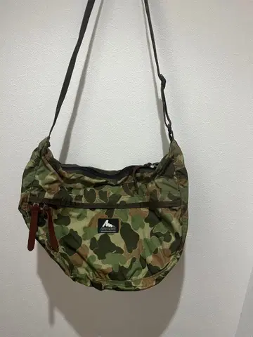 그레고리 카모플라쥬 나일론 숄더백