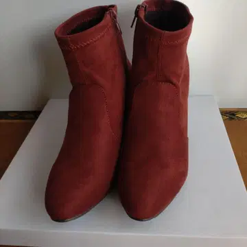 주얼리 콩 숏 스트레치 부츠 미사용 새상품