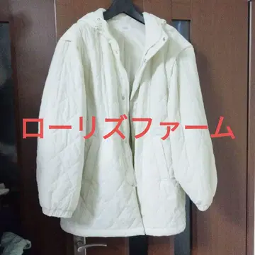 LOWRYS FARM 아이보리 솜 코트