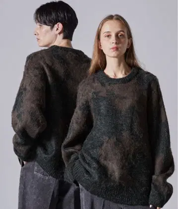 CLEL 모헤어 블렌드 샤기 디자인 니트