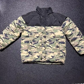 ZARA 카모 패턴 다운 자켓