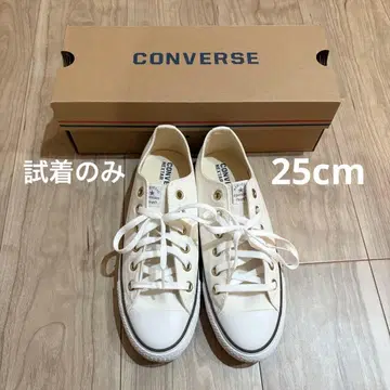 [ 미사용 ] CONVERSE NEXSTAR 화이트 스니커즈 25cm