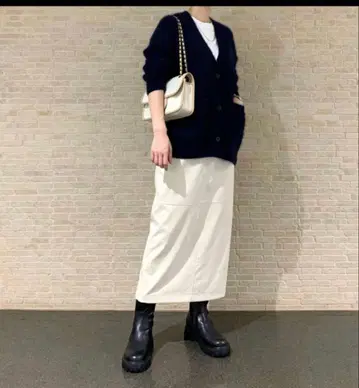 UNITED ARROWS 페이크 스웨이드 롱 타이트 스커트