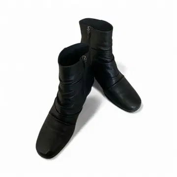 [새상품급] BeauFort 숏부츠 블랙 23.5cm