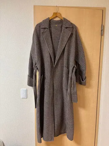 미라 오웬 접결 롱 코트 체크