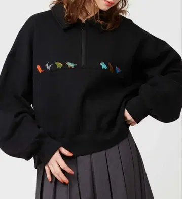 그라니프 데인저러스 다이너소어 속기모 크롭 하프 지퍼 맨투맨