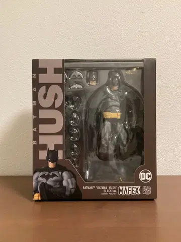 마펙스 126 MAFEX BATMAN HUSH BLACK Ver