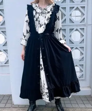 핑크하우스 스노우 벨로아 오버롤 스커트