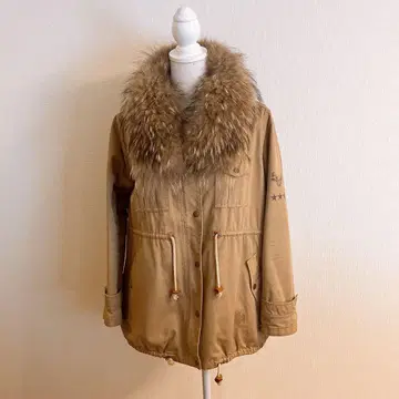 코코딜 베이지 퍼 모즈 코트