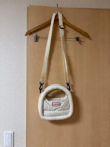 HUNTER 헌터 숄더백 프레임드 퍼 미니 호보