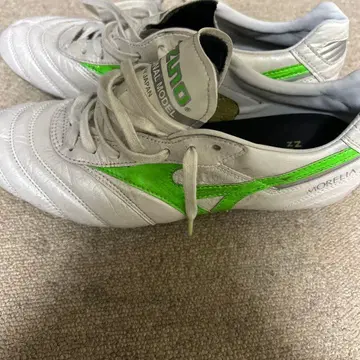 미즈노 모렐리아 축구화 화이트/그린