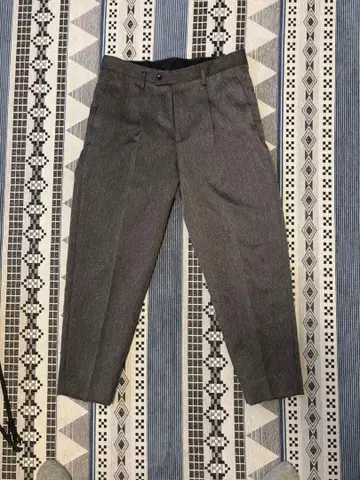 한정판 테크 트위드 1P 테이퍼드 루즈 팬츠