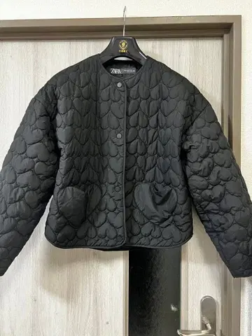 ZARA 자라 블랙 하트 퀼팅 자켓 XS