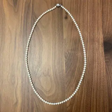 화이트 펄 목걸이