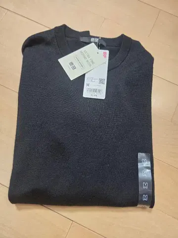 UNIQLO 엑스트라 파인 메리노울 니트 M 블랙