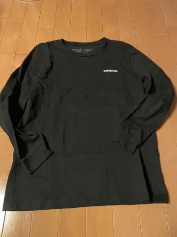patagonia 블랙 긴팔 셔츠 백 프린트