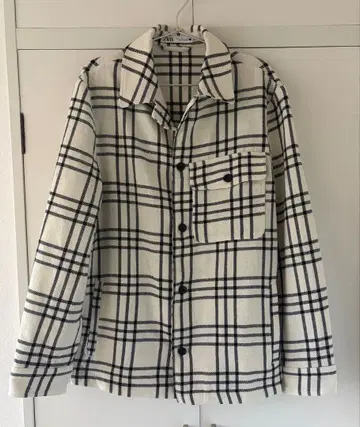 ZARA 체크 무늬 플란넬 자켓