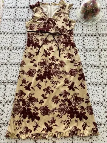 레스트로즈 꽃무늬 벨로아 원피스 새상품