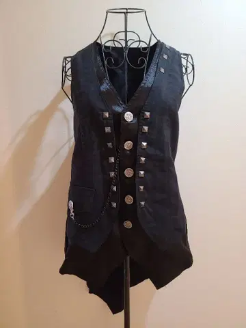 [ Drug Honey ] 연미복 스터드 장식 블랙 베스트