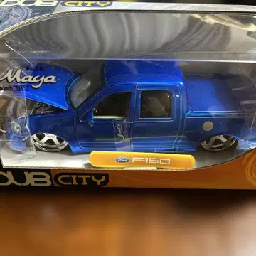 DUBCITY 시리즈 포드 F-150 슈퍼 크루 1/24 블루