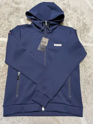 택 포함 새상품 브리핑 네이비 3D 로고 후드티