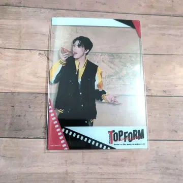 TopForm 트레이딩 아크릴 카드 아킨