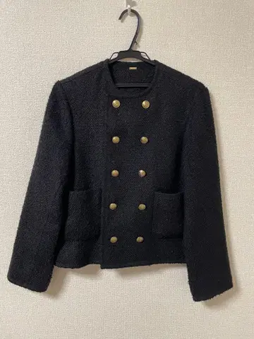 Mila Owen 더블 트위드 자켓 골드 버튼 노카라