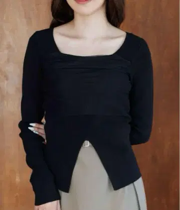 senee 스퀘어 데콜테 튤 니트탑